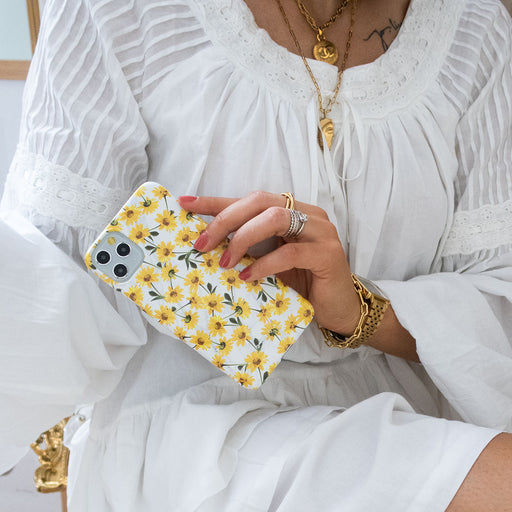 Summer Scent - Yellow Flower Samsung Galaxy S24 Plus Case 14