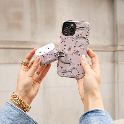 Poolside Glam - Snakes Samsung Galaxy A26 5G Case 9