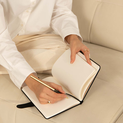 Full Glam - Beige Notebook 16