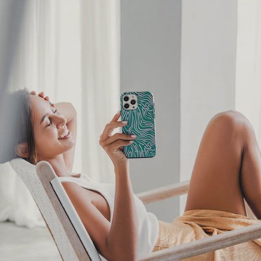 Hawaiian Breeze -  iPhone SE (2020) Case 10