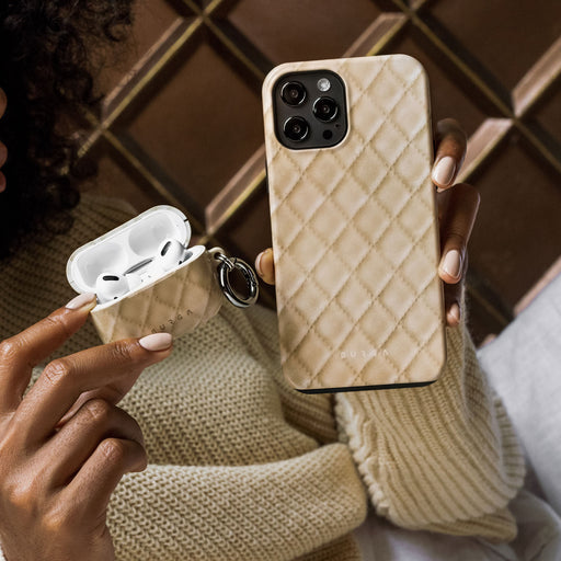 Simply Cream - Quilted Google Pixel 7 Case 7
